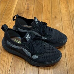 UltraRange EcoCush Vans Black Sneakers Sleek Knit Comfort